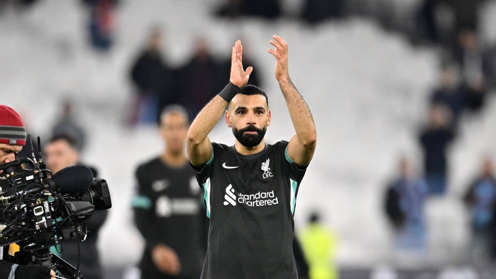 رقم تاريخي جديد.. محمد صلاح يتخطى أسطورة مانشستر يونايتد