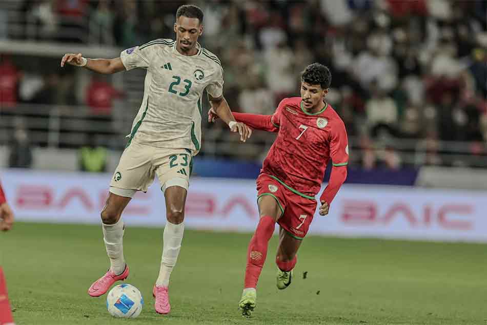 عاجل | منتخب عمان يهزم السعودية 2-1 ويبلغ نهائي كأس 