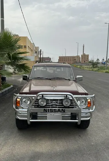 نيسان باترول 1996