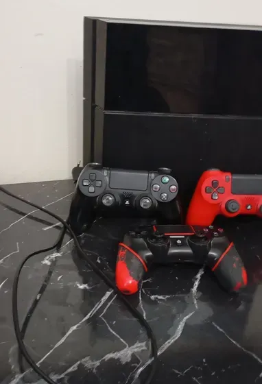 Ps4slimمستعمل و مساحة 410g