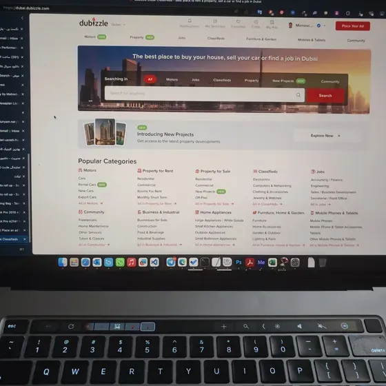 Apple MacBook Pro 2019 Intel Core i9 64GB RAM 4TB SSD AMD Radeon Pro 5600M 8GB GPU 16 Inch-EN Key