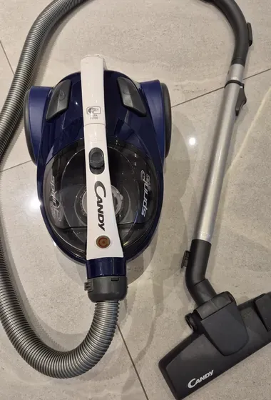 Candy Vacuum Cleaner 2000W