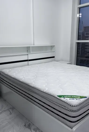 Luxury Bed Set with Premium Mattress – Perfect for Your Comfort”