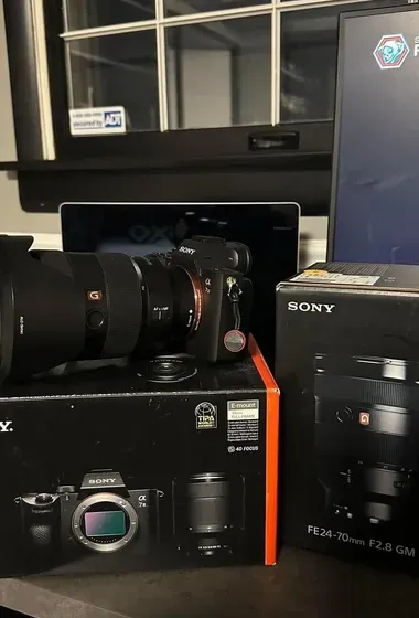 NEWLY USED !!! SONY A7III