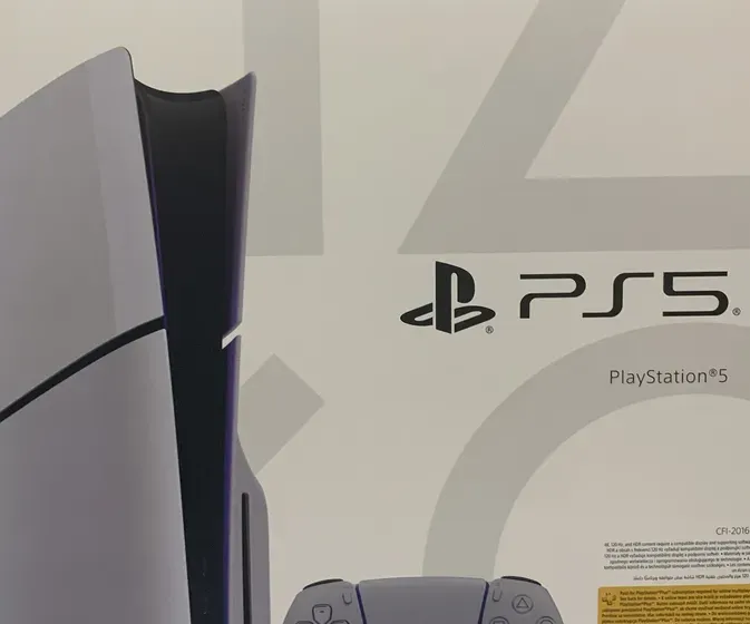 Ps5 slim new international version tdra  بلايستيشن 5 سليم النسخه العربي جديد