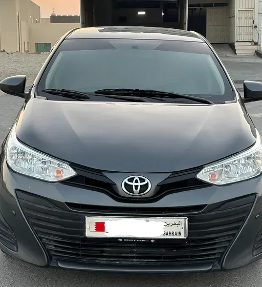 Toyota yaris 1.5 model 2019 very urgent sale