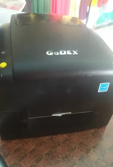 طابعة باركود مستعمل نظيف godex ez 120 لمحلات الملابس والسوبرماركات والصيدليات