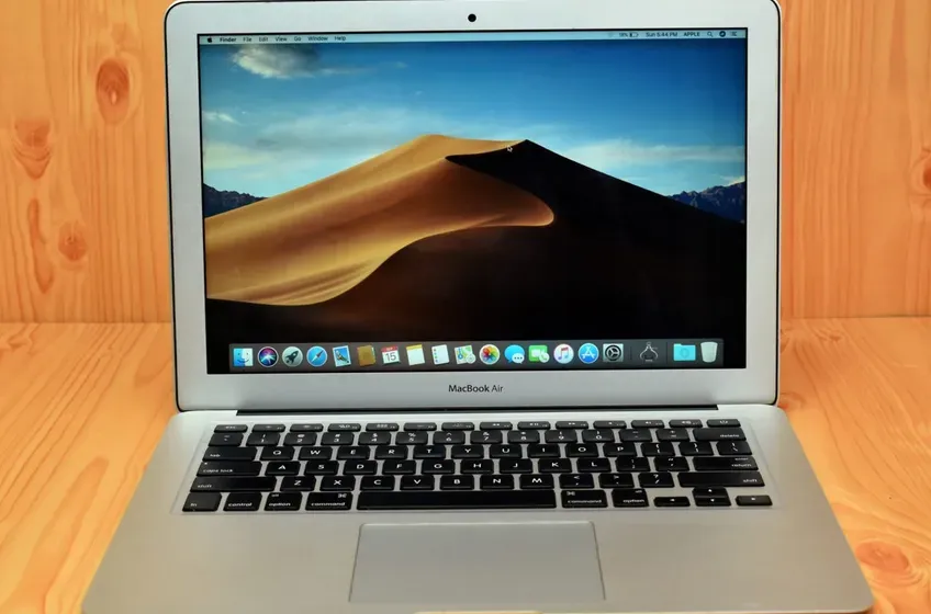 Apple MacBook Air