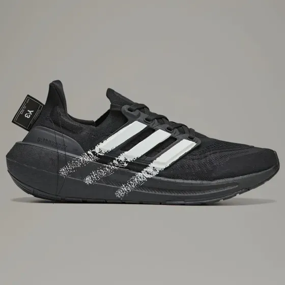 Adidas y3 ultra boost light  2023/12 اديداس واي 3الترا بوست لايت 2023/12