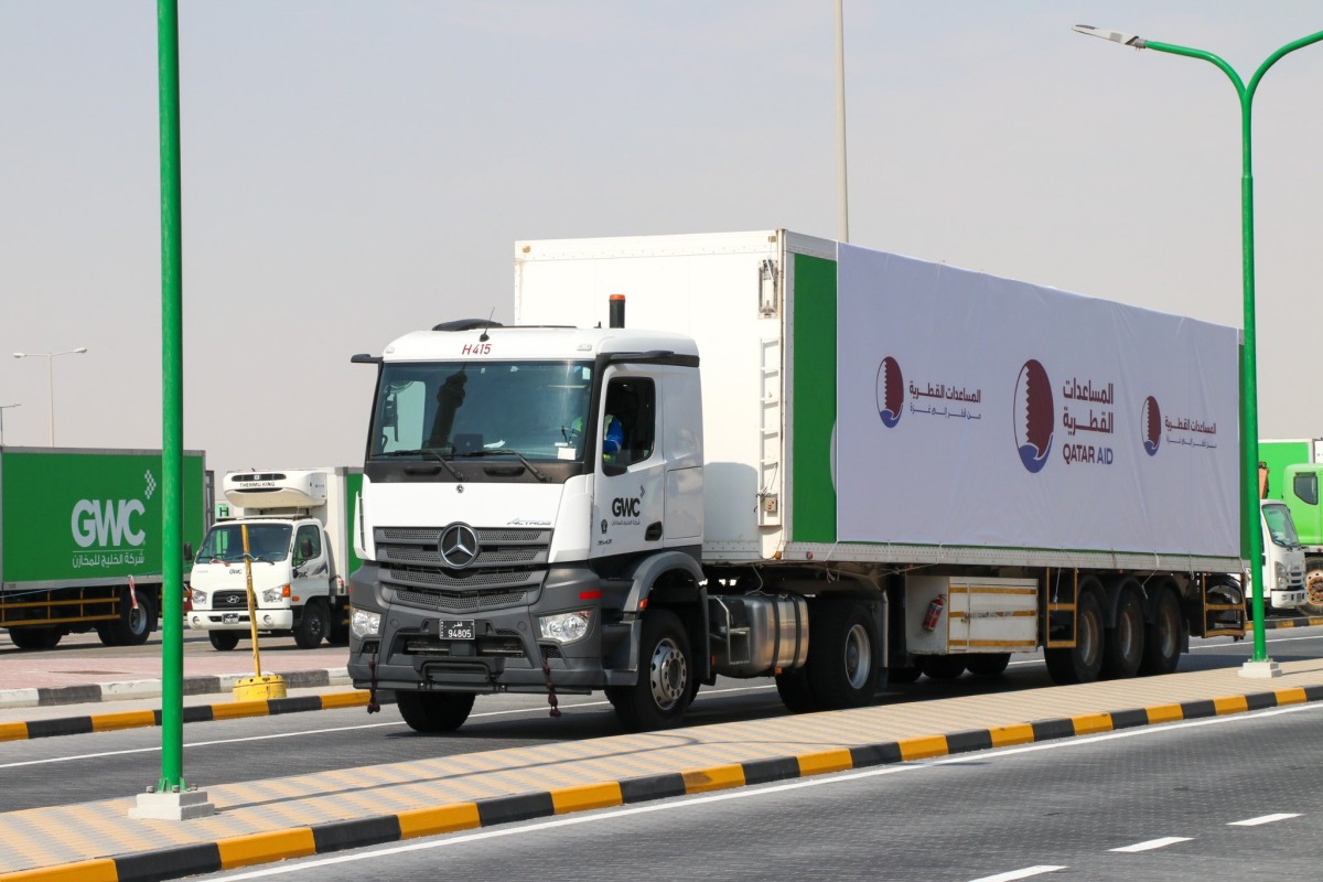 
                                        قطر الخيرية: وصول المساعدات القطرية إلى غزة وإطلاق جسر بري من 80 شاحنة 
                                