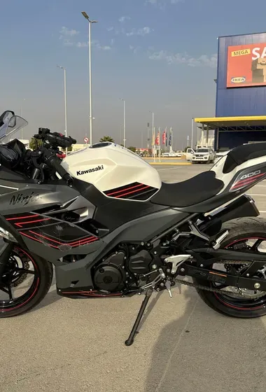 دباب ريس كاوازاكي نينجا 400 Kawasaki Ninja 2024