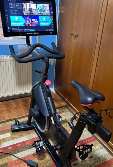 Spin Bike, Exercise Bike,  جهاز تمرين , بسكليت تمرين , دراجة تمرين رياضية