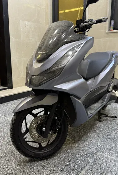 Pcx جيل الرابع لون سلفر طافي