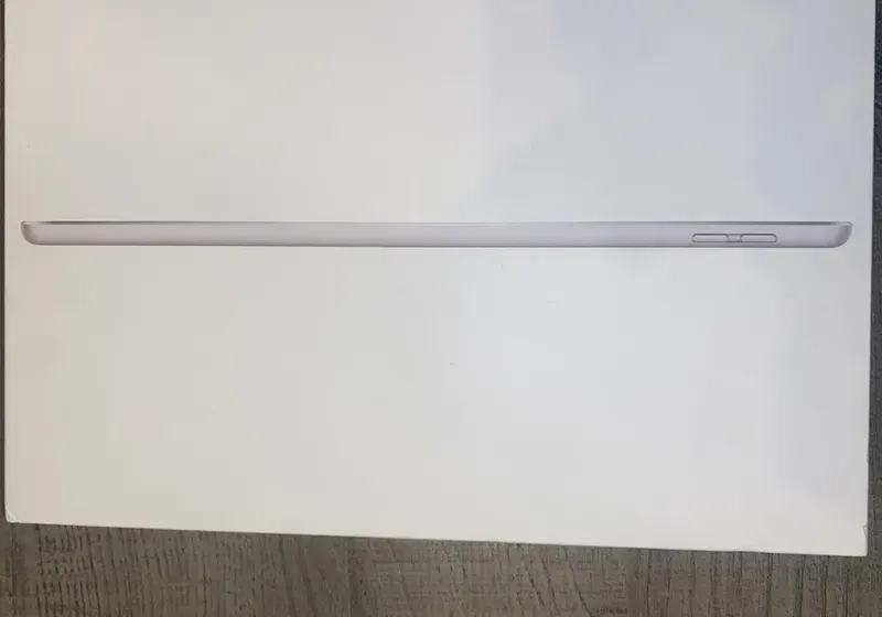 ايباد للبيع شوف الوصف Ipad apple for sell