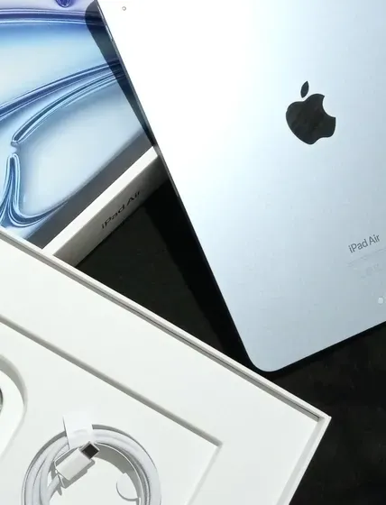 iPad Air new  سعر لفترة محدودة  اسرع  و اشتري الان