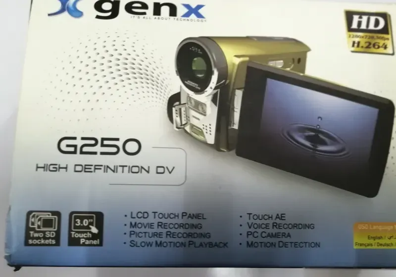 للبيع او التبديل، كاميرا genx G250 HIGH DEFINITION DV