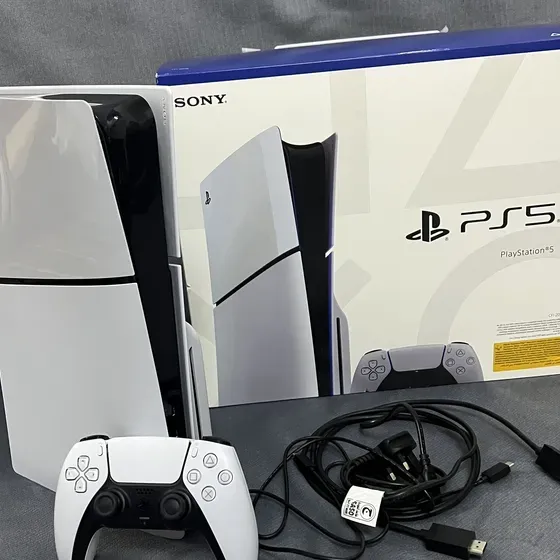 بلايستيشن 5 فات و سليم و برو بلاستيشن سوني 5  PlayStation 5 Fat, Slim and Pro PlayStation Sony 5