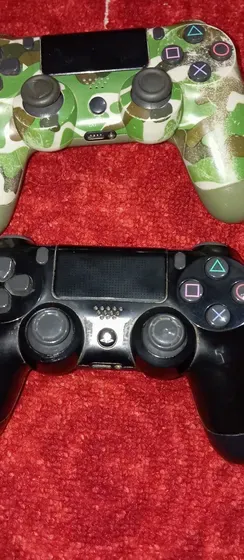 2 Manette ps4 Cassé