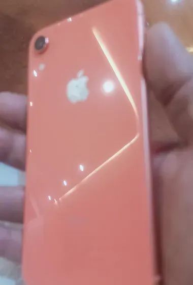 ايفون اكس ار بحاله الزيرو وتر بروف مساحة 128بطاريه84 Used iPhone XR 128GB in sleek color, well no sc