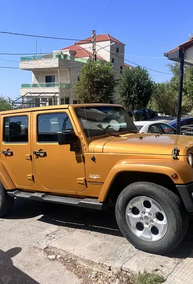 Wrangler sahara unlimited super clean