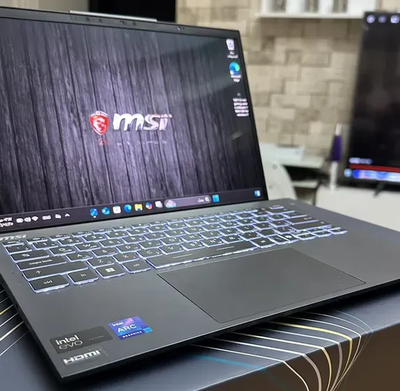 للبيع لاب توب Msi بريستيج 13 موديل 24