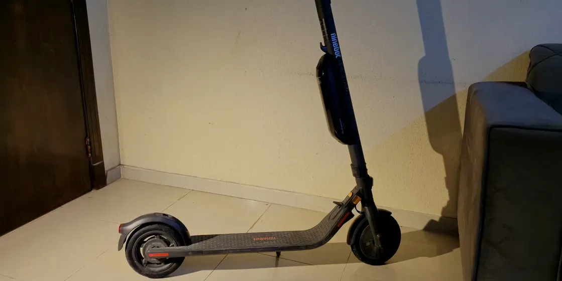 Electric Scooter - Segway NineBot E45e for 1100 SAR, brand new condition