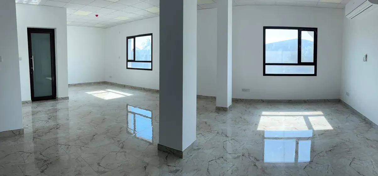 شقة مكتبية للإيجار في السنابس    office apartment for rent in sanabis