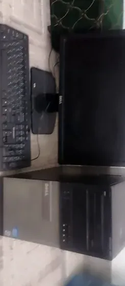 Dell desktop computer