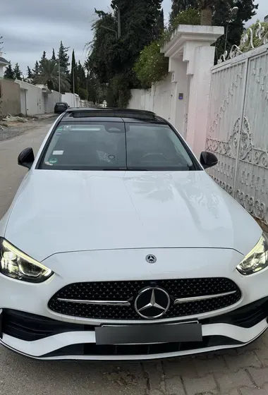 Mercedes c 180 للبيع