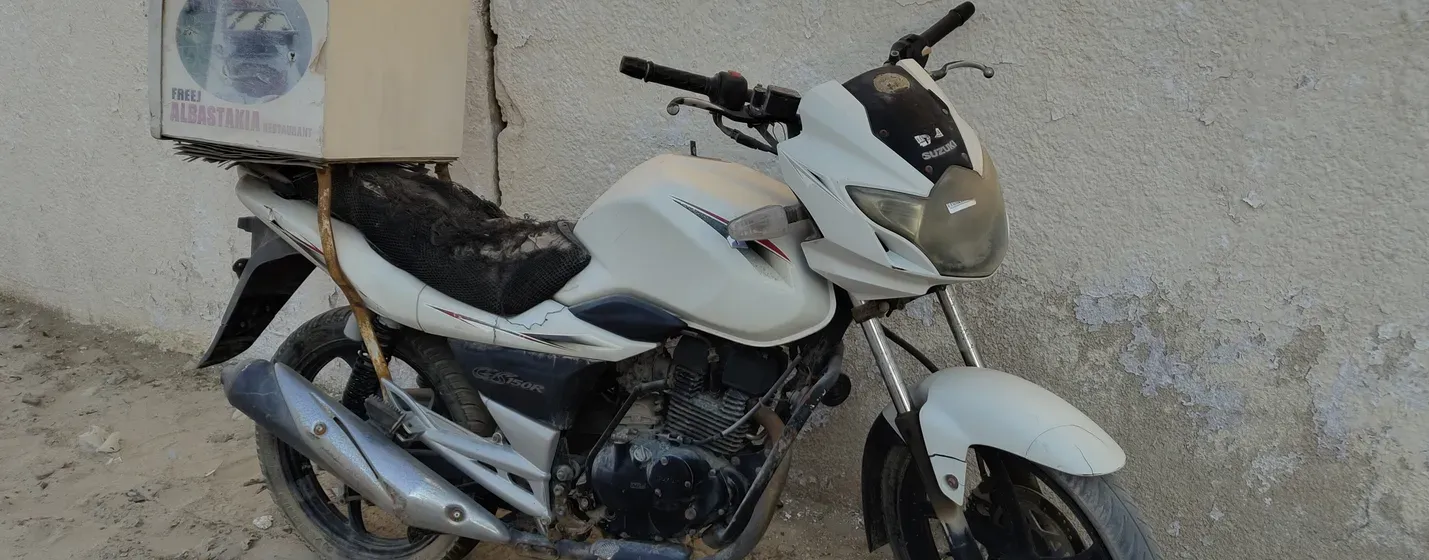 Motorcycle Cheap Bajaj Pulsar/Suzuki/Sanya 150-220 for Spare Parts/Scrap