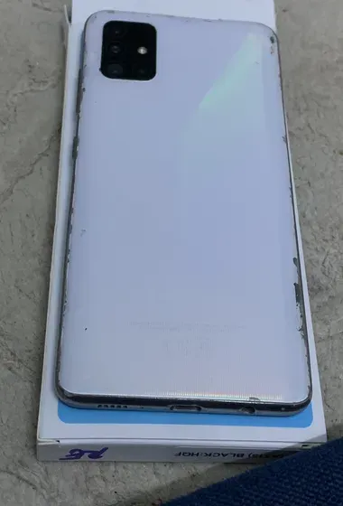 سامسونج A51Samsung