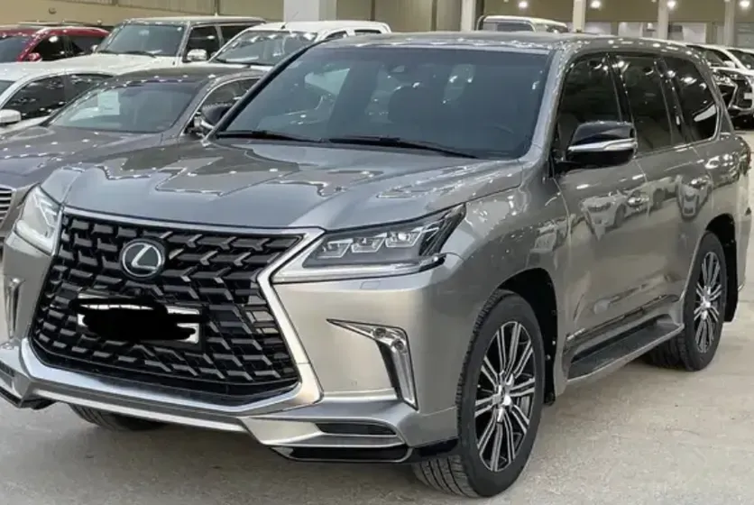 Lexus LX 570  2016  5700 Cc